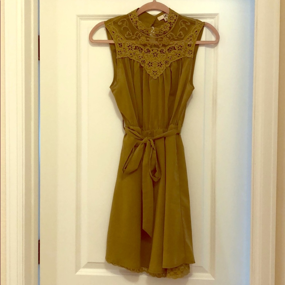 ⚡️ one day sale: EUC Ya lacy Dress⚡️